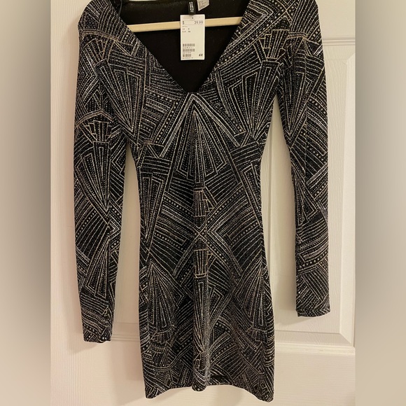 H&M Sparkly Metallic Dress - Picture 2 of 2